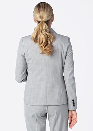 Kairi Vilderson švarkas