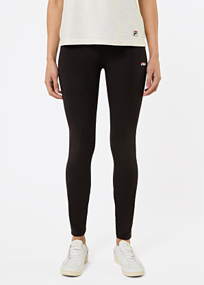 Fila tamprės Casania