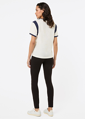 Fila tamprės Casania