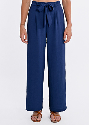 Molly Bracken kelnės