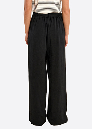 Molly Bracken kelnės