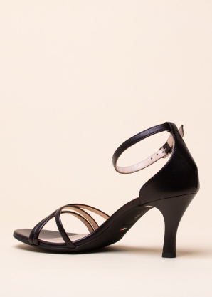 NeroGiardini bateliai