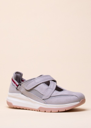 Jana laisvalaikio bateliai