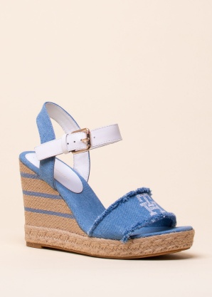 Tommy Hilfiger bateliai