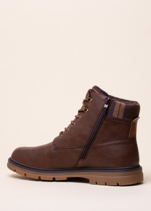 Lundeberg aulinukai Elias