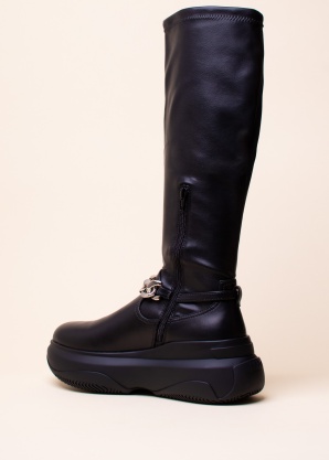 Liu-Jo batai June 20