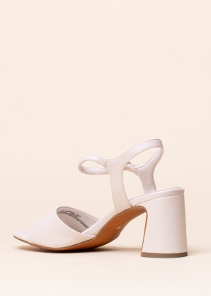 Marco Tozzi bateliai