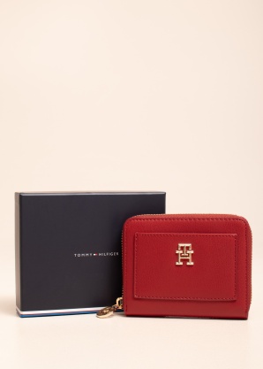 Tommy Hilfiger piniginė Distinct dovanų dėžutėje