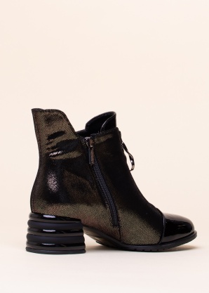 Loretta Vitale aulinukai