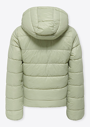 Only pavasario-rudens striukė Kajsa