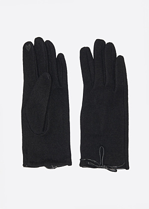 Only pirštines Etta