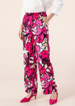 b.young kelnės Janina