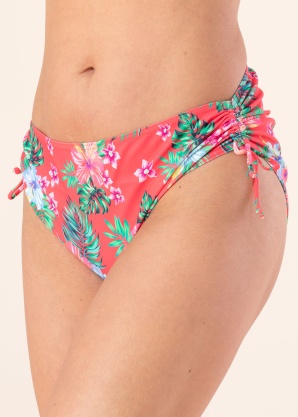 Trofe maudymosi kelnaitės