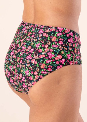 Trofe maudymosi kelnaitės