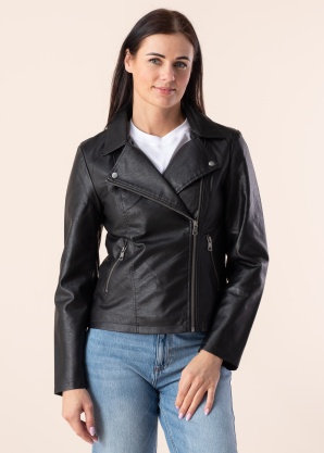 Only striukė Newmelisa