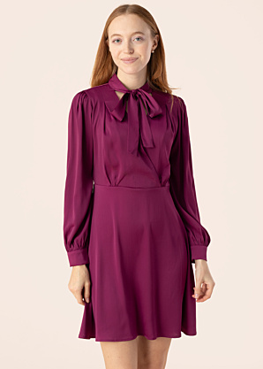 Molly Bracken suknelė