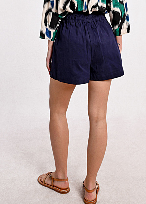 Molly Bracken kelnės