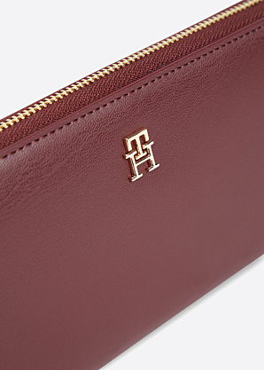 Tommy Hilfiger piniginė Icon dėžutėje