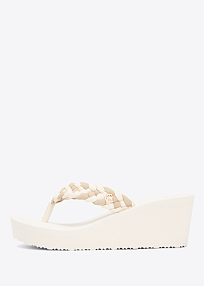 Tommy Hilfiger šlepetės per pirštą