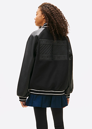 Tommy Jeans pavasario-rudens striukė