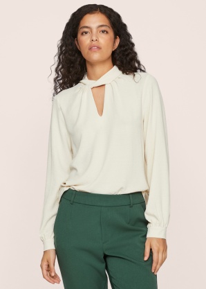 Vila palaidinė Surashil