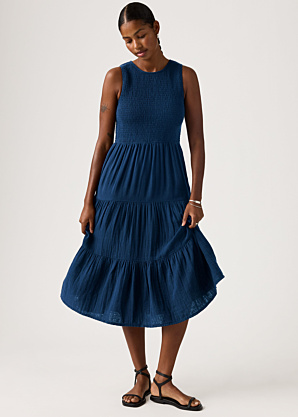 Levi's suknelė High Neck Smocked Dress