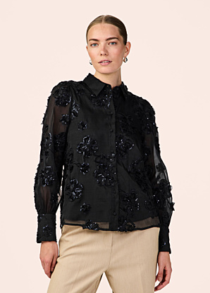 YAS oficiali palaidinė Frima