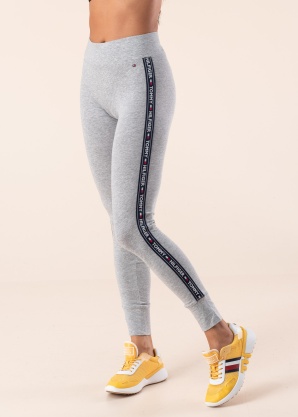 Tommy Hilfiger kelnės