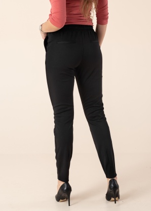 b.young kelnės Rizetta