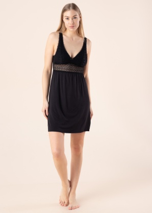 Triumph naktiniai marškiniai