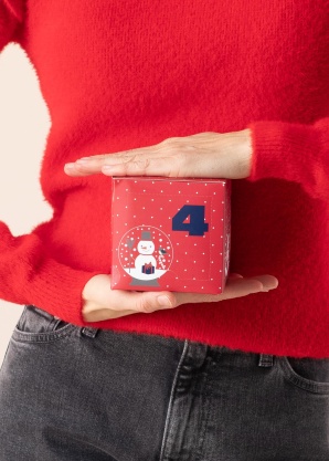 Vero Moda kojinių dovanų dėžutė 4 poros