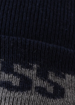 Guess žieminės kepurės ir šaliko komplektas