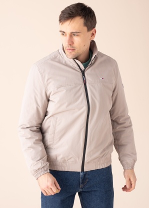 Tommy Jeans pavasario-rudens striukė Essential