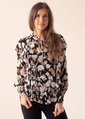 b.young palaidinė Fibba