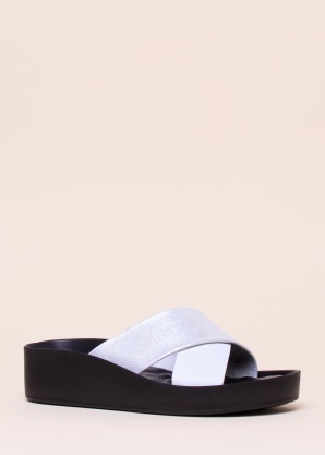 Loretta Vitale bateliai