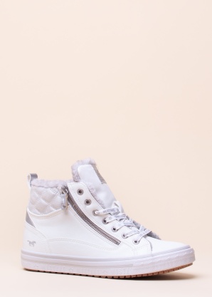 Mustang laisvalaikio batai