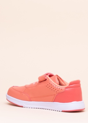 Lundeberg laisvalaikio bateliai Hemse