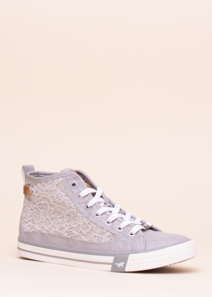 Mustang laisvalaikio batai