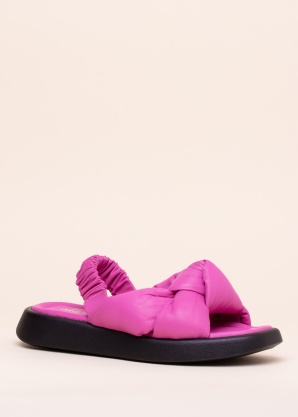 Molly Bessa basutės