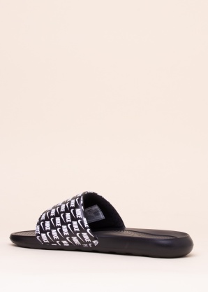 NIKE šlepetės „Victori One”