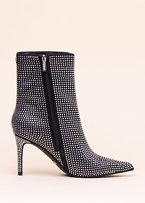 Guess aulinukai Richeray