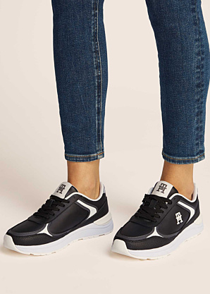 Tommy Hilfiger laisvalaikio bateliai