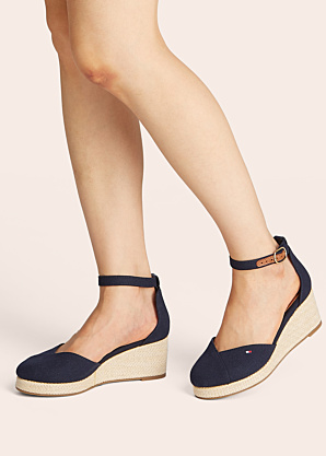 Tommy Hilfiger bateliai