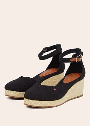 Tommy Hilfiger bateliai