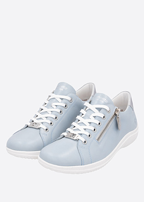 Remonte laisvalaikio bateliai