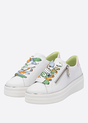 Remonte laisvalaikio batai