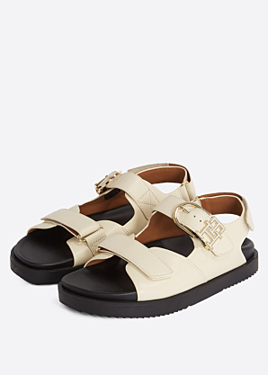 Tommy Hilfiger bateliai