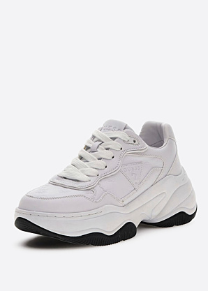 Guess laisvalaikio bateliai Hapyy