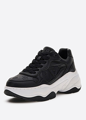 Guess laisvalaikio bateliai Hapyy