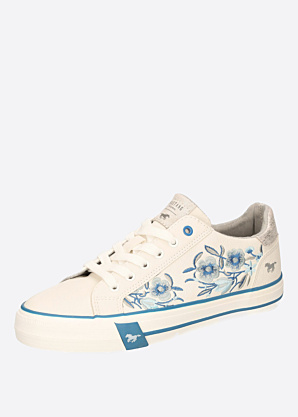 Mustang laisvalaikio batai